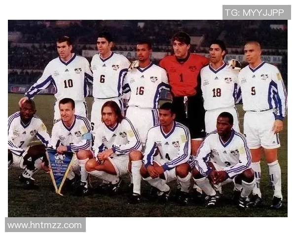 2004年足球明星排名揭晓谁将成为当年足坛的璀璨之星