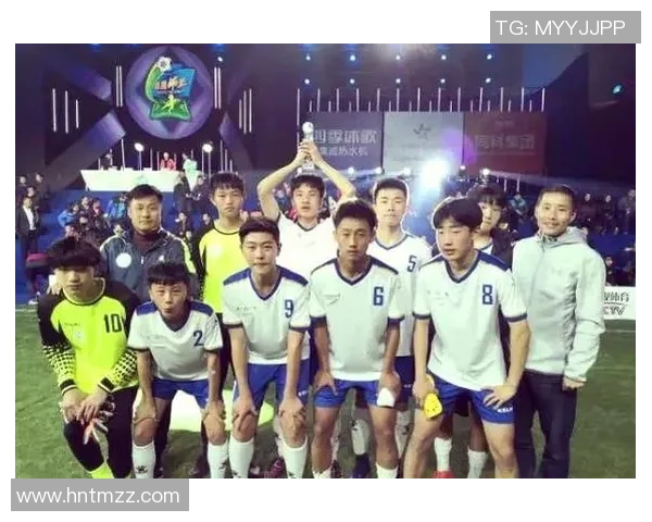 回归故里重拾梦想足球明星在村庄的感人故事与成长之路 回归故里重拾梦想足球明星在村庄的感人故事与成长之路